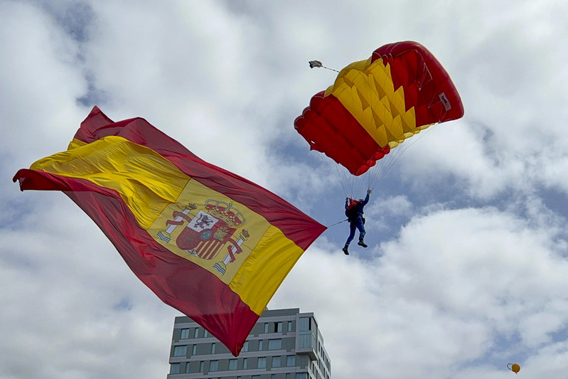 Santa Cruz de Tenerife acoge, con cariño,  las celebraciones del Día de las Fuerzas Armadas
