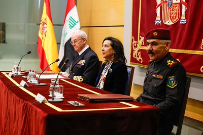 El Ministerio de Defensa e Irak firman un acuerdo estratégico para la formación en lucha antiterrorista